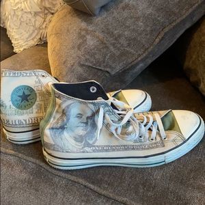 Converse all-star Benjamin Franklin tennis shoes